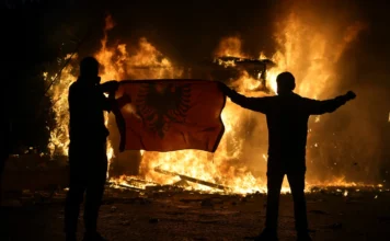 Protesti se proširili i van Tirane, Rama odbija da podnese ostavku