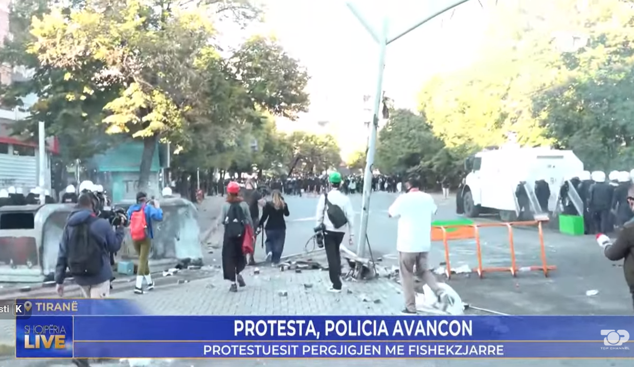FOTO: Top Chann el skrinšot/Protesti u Albaniji